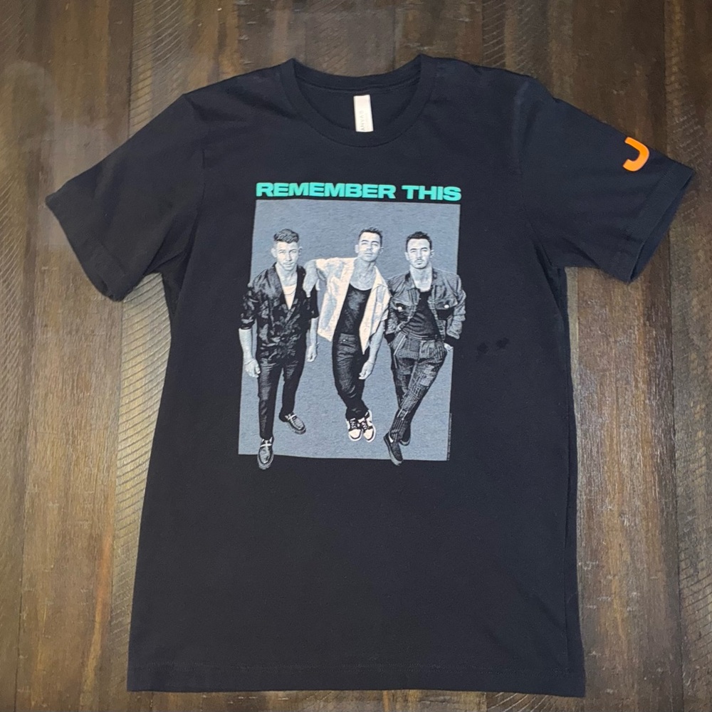 Jonas Brothers Remember This Tour 2021 Shirt Medium – Black Graphic Tee – Rare
